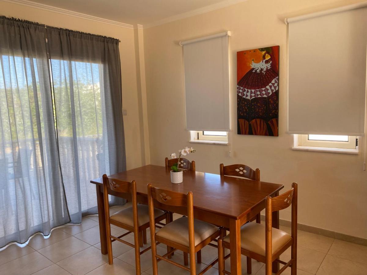 Villas Ithaca Протарас Екстериор снимка
