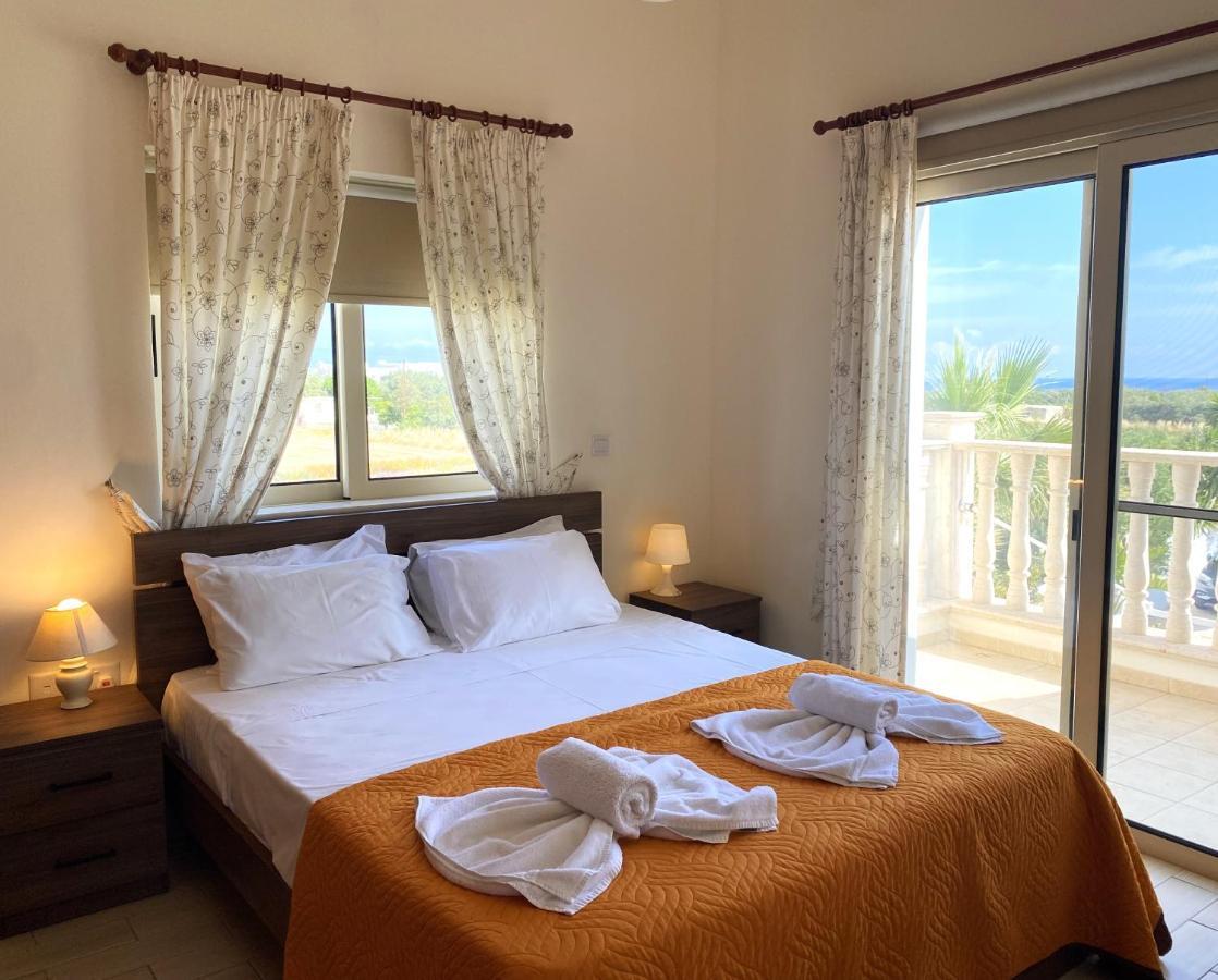 Villas Ithaca Протарас Екстериор снимка