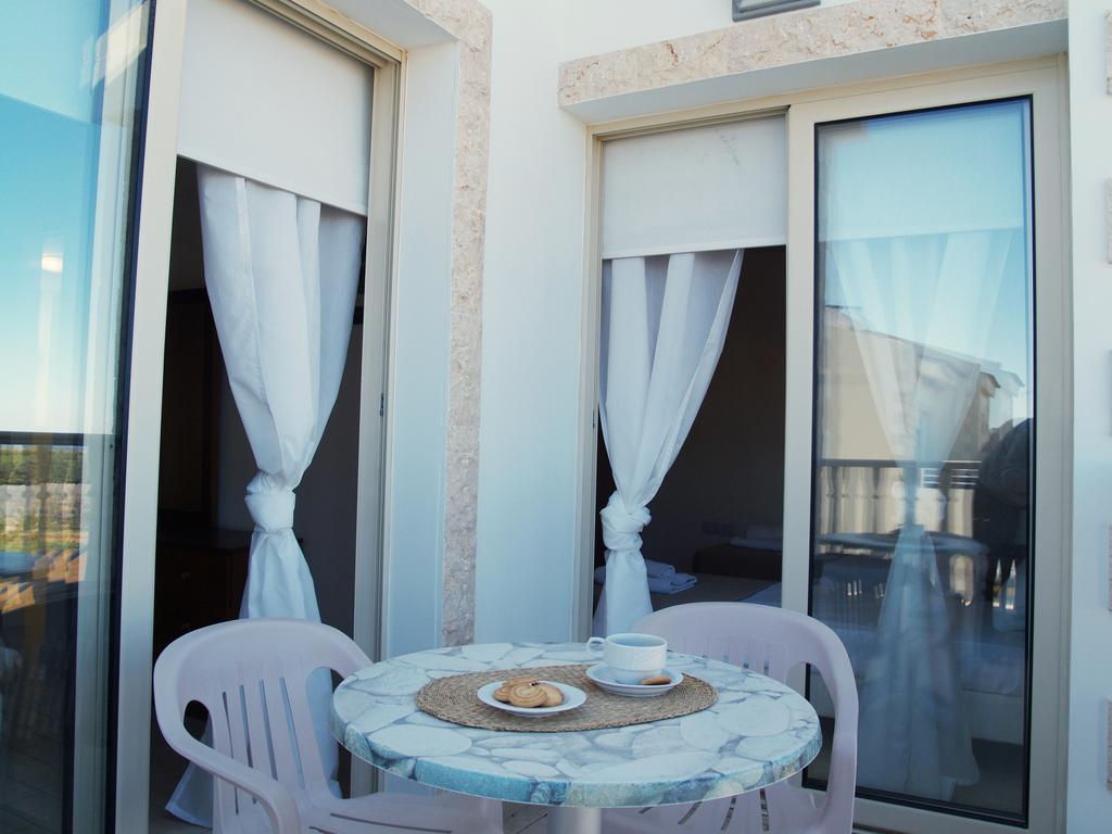 Villas Ithaca Протарас Екстериор снимка