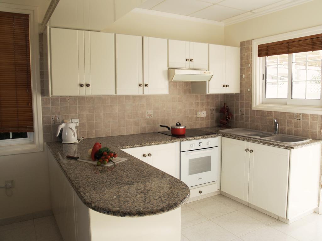 Villas Ithaca Протарас Екстериор снимка